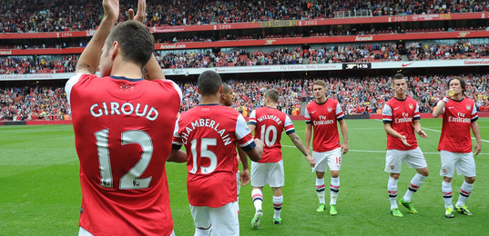 泰伦·卢：赛中我不知道哈登得了多少分，他在进攻端扛着我们