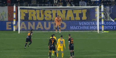 蓝军枪手 天王山之前 先在欧冠褪一层皮吧