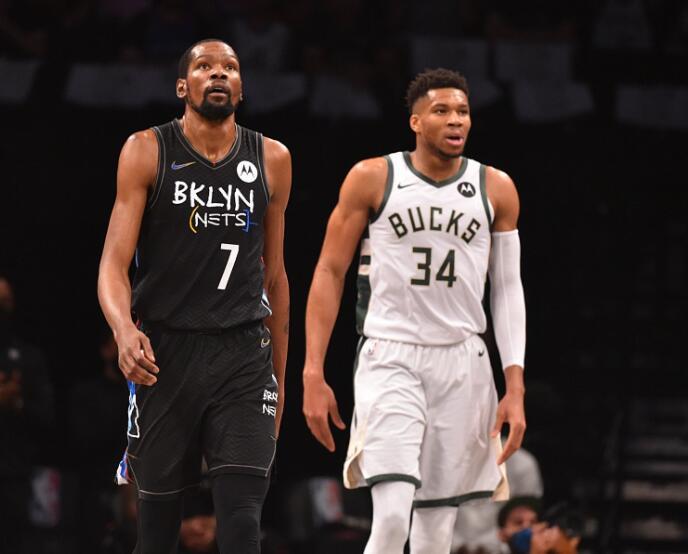 荷兰队攻势凌厉（荷兰队火力全开）