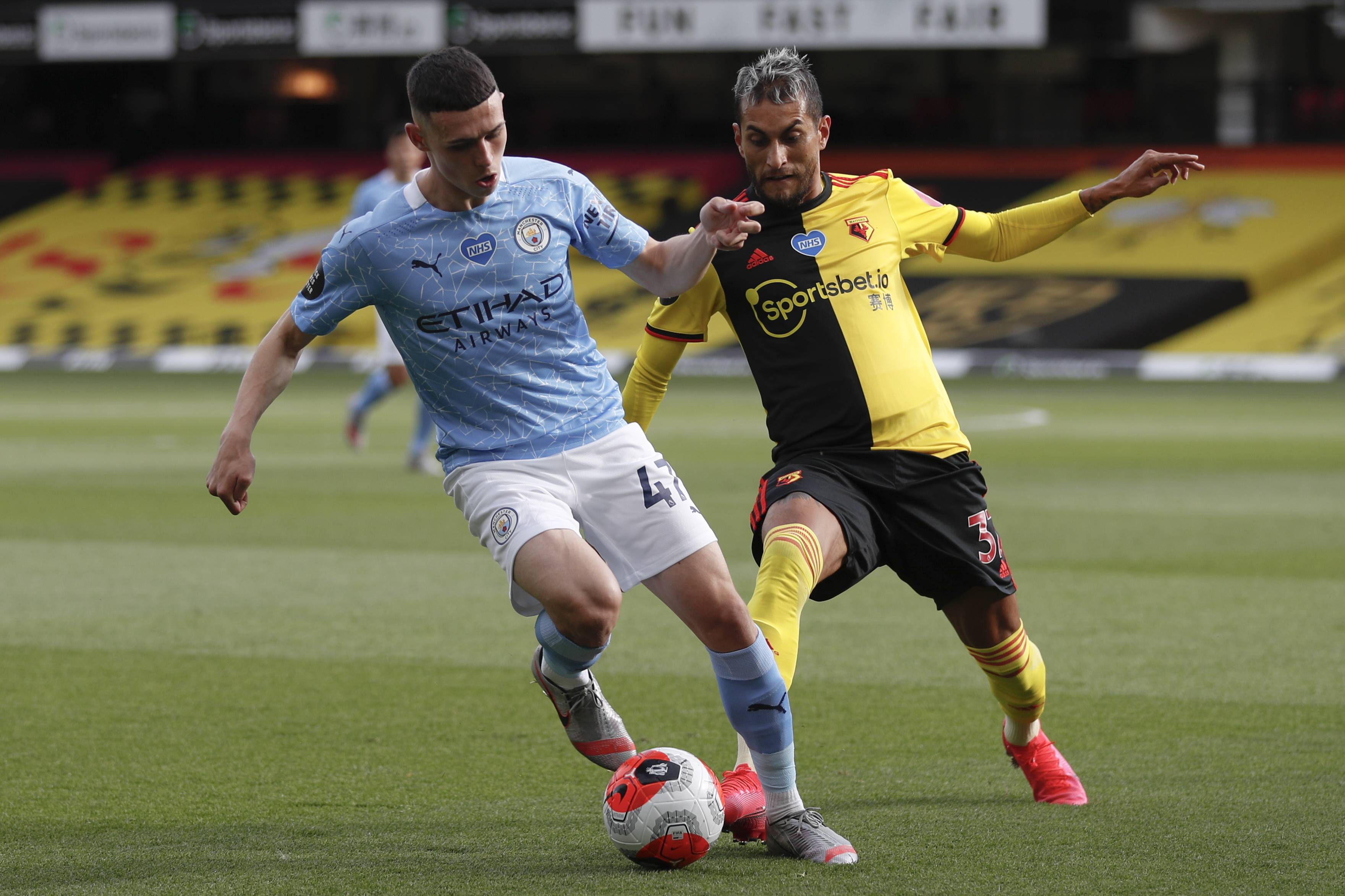 梅里诺玩二选一：佩德里＞维蒂尼亚、厄德高、罗德里（梅里诺更看好佩德里，力压维蒂尼亚、厄德高与罗德里）